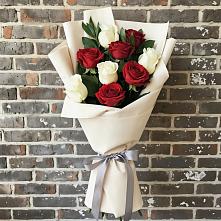 Букет цветов из:  Розы в Октябрьский Тульская область
