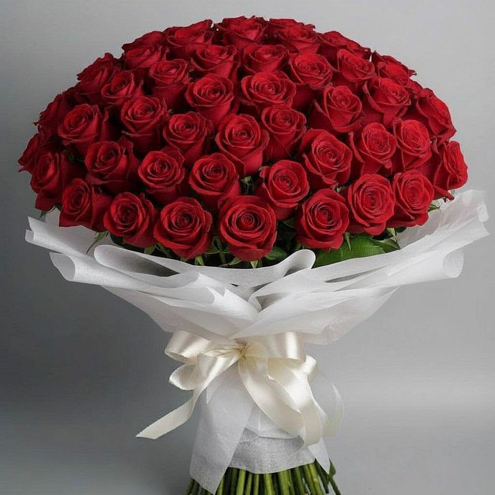 Букет 101 Красная роза Блэк Мэджик в Октябрьский Тульская область