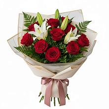 Букет цветов из:  Лилии и Розы в Октябрьский Тульская область