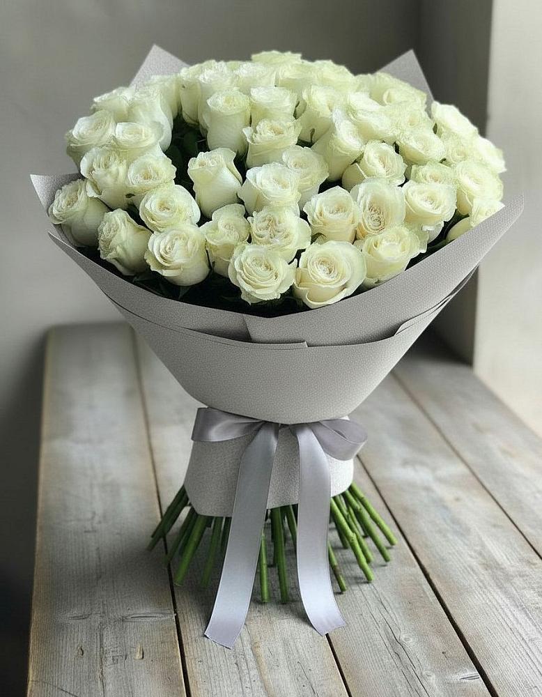 Букет 35 Белых роз в Октябрьский Тульская область