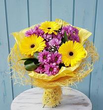 Букет цветов из:  Хризантемы и Герберы в Октябрьский Тульская область