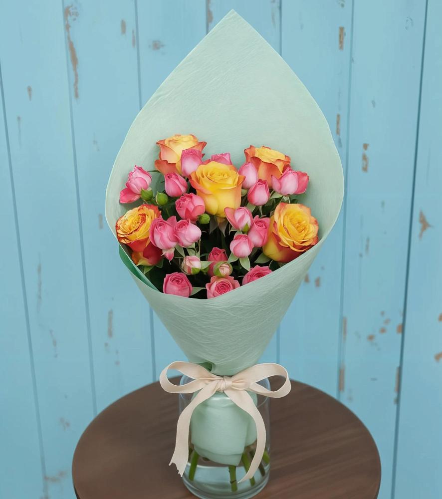 Букет цветов из: Розы в Октябрьский Тульская область