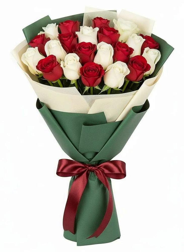 Букет Микс из красных и белых роз в Октябрьский Тульская область