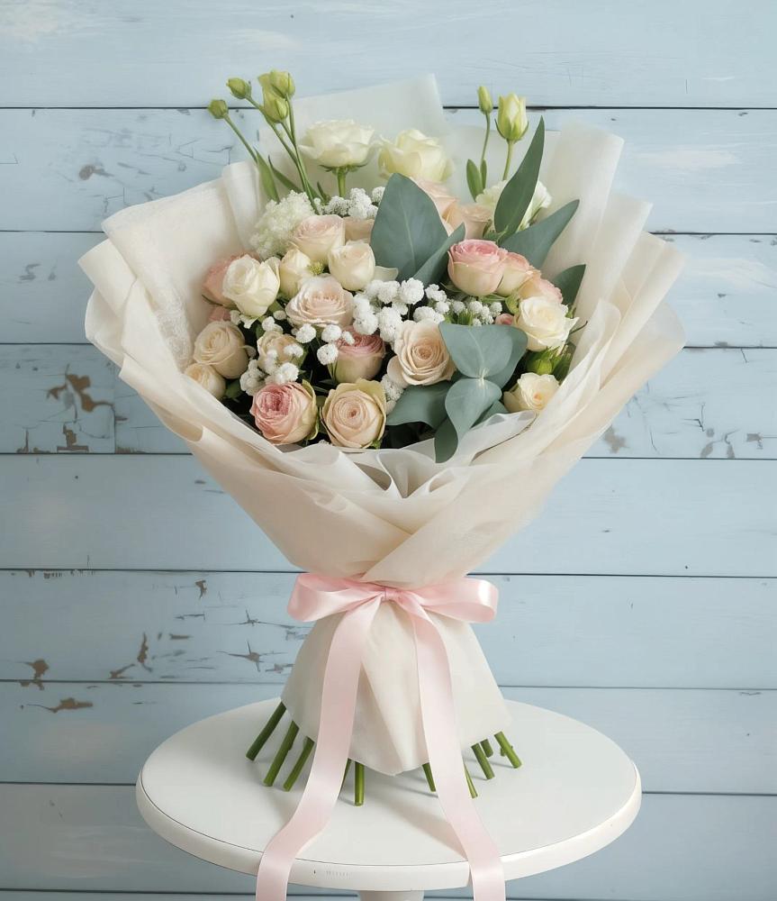 Букет цветов из: Розы и Лизиантусы в Октябрьский Тульская область