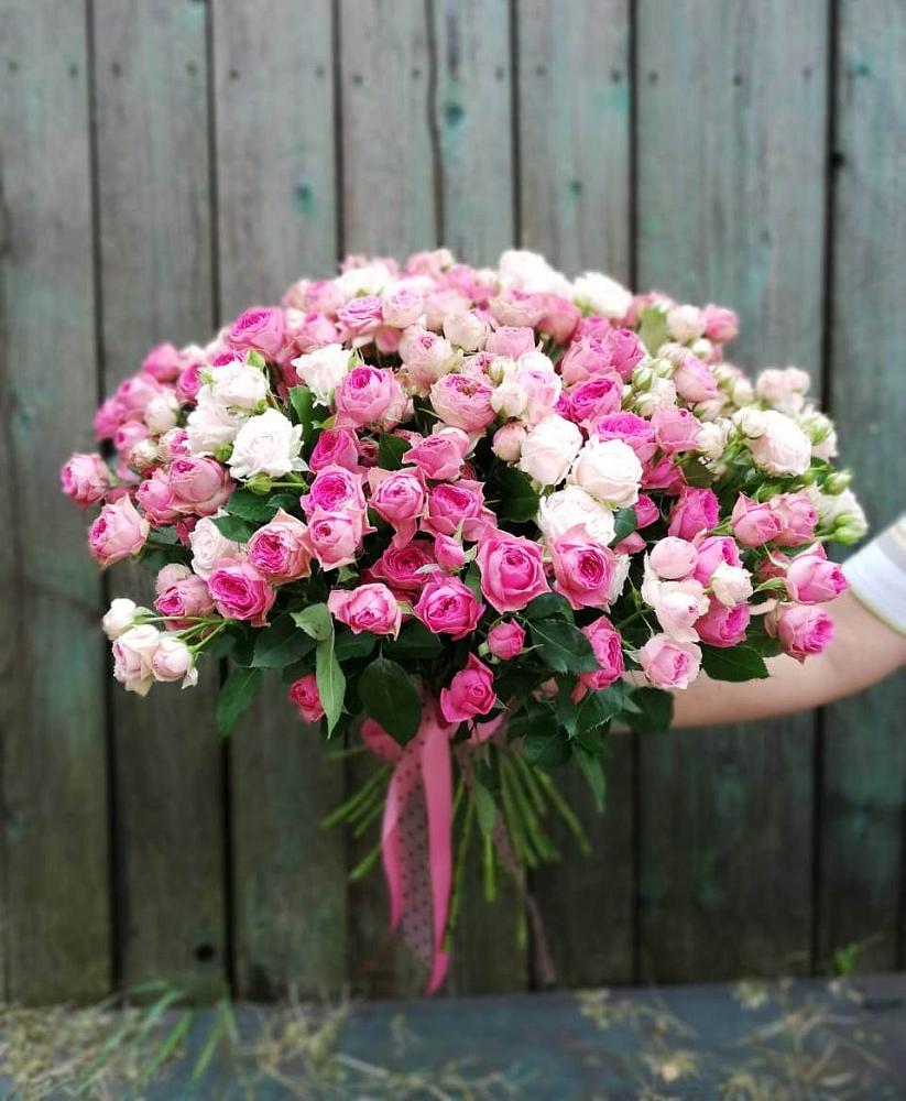 Букет Розовые кустовые розы Натали и Лав Лидия в Октябрьский Тульская область