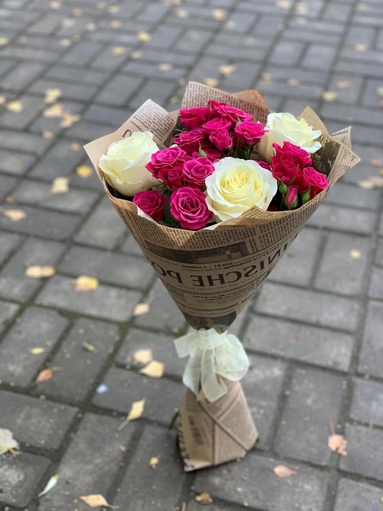 Букет цветов из: Розы в Октябрьский Тульская область